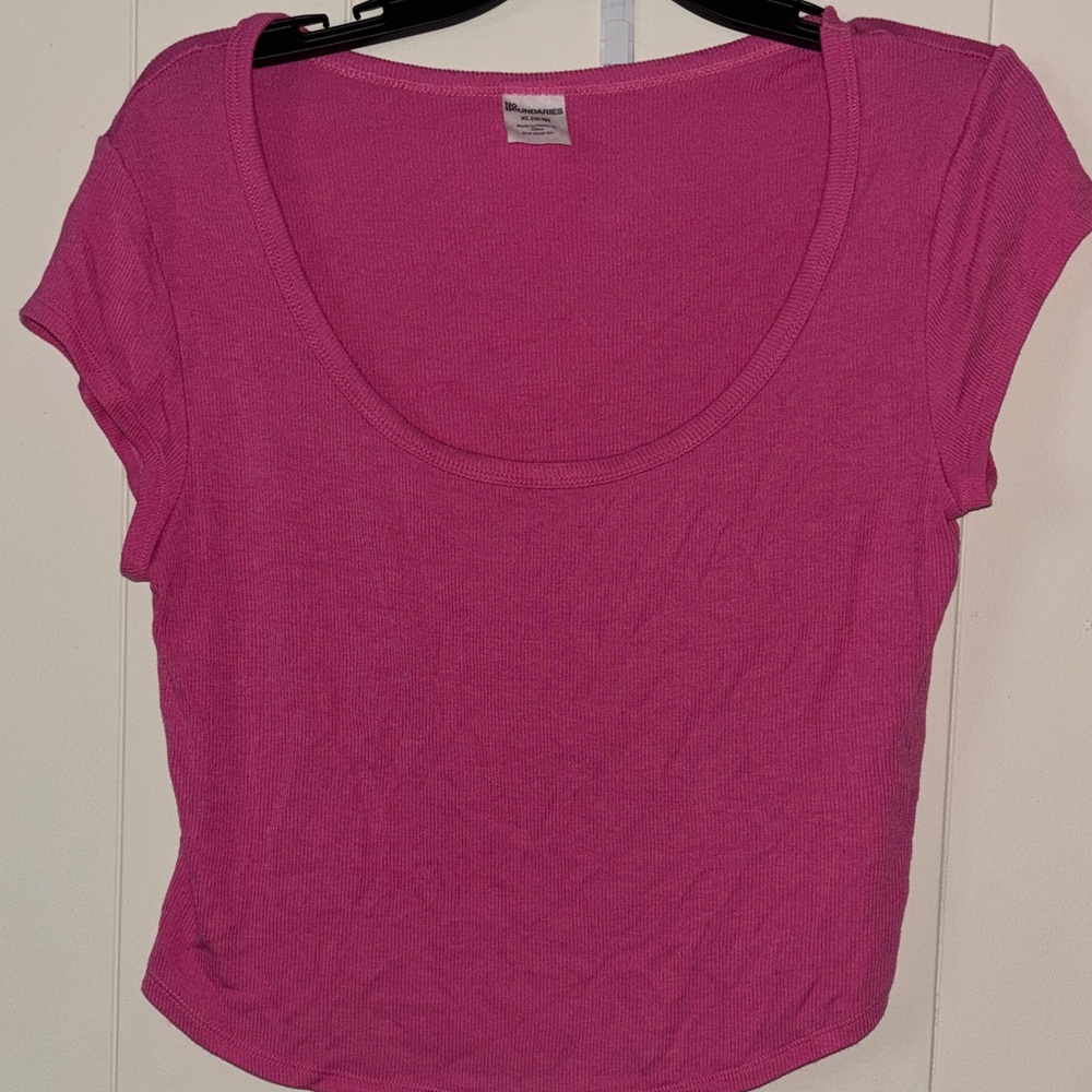No Boundaries Fuchsia Short Sleeve Tee